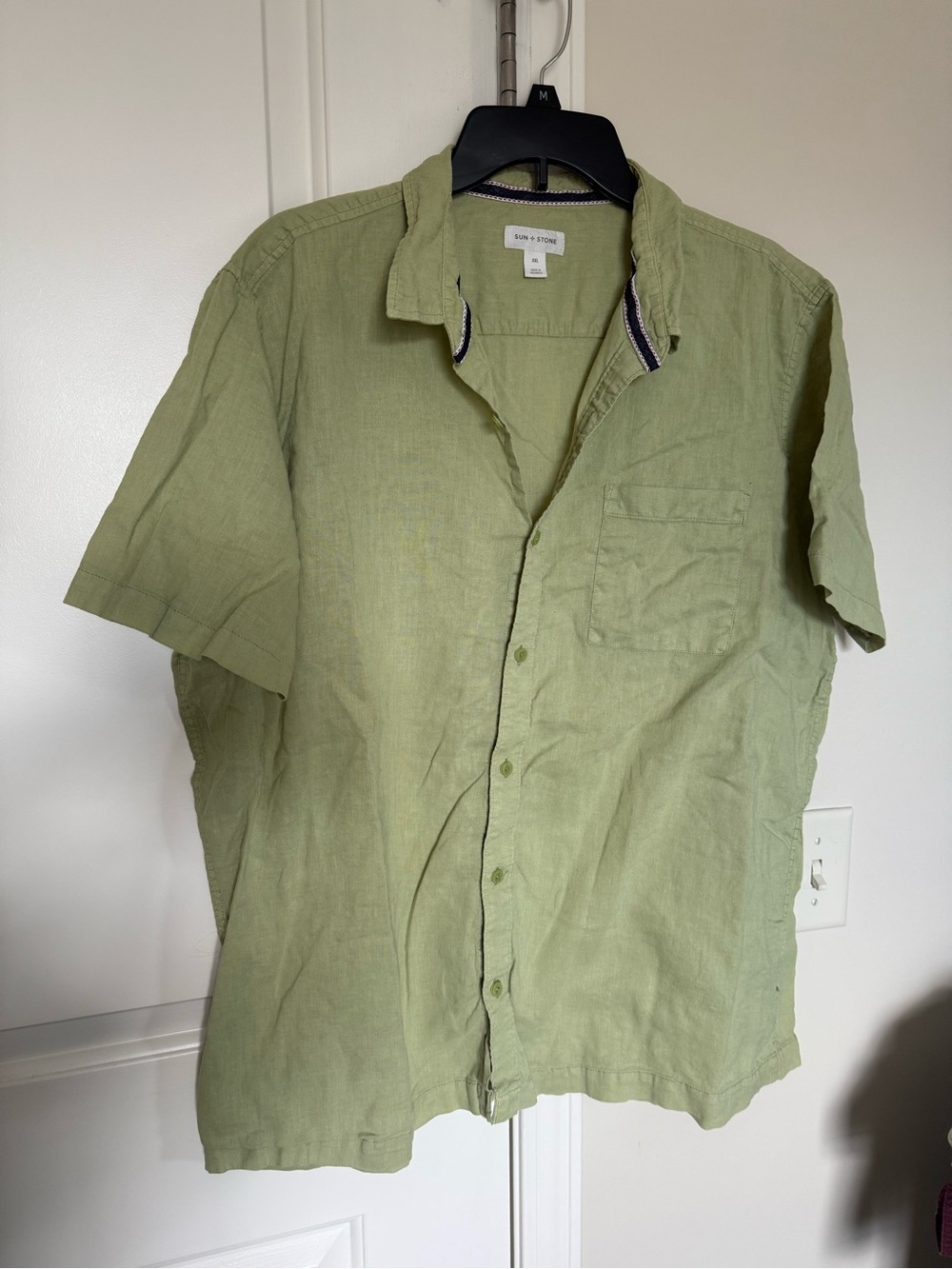 Sun + Stone Men's Short-Sleeve Linen Button-Up Shirt - Olive